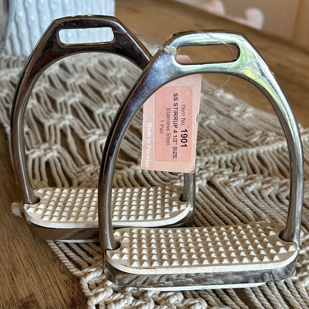 Stainless Steel Horse Stirrups 4 1/2” pair stainless steel Damron equestrian